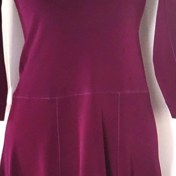 Eva Varro Cranberry/Stitch Off-on Shoulder Wrinkle Free Dress - XS - Picture 2 of 4